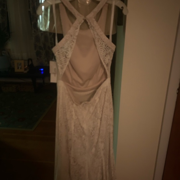 Nude *Classy* Bridal/shower/second wedding/party gown - Picture 3 of 12
